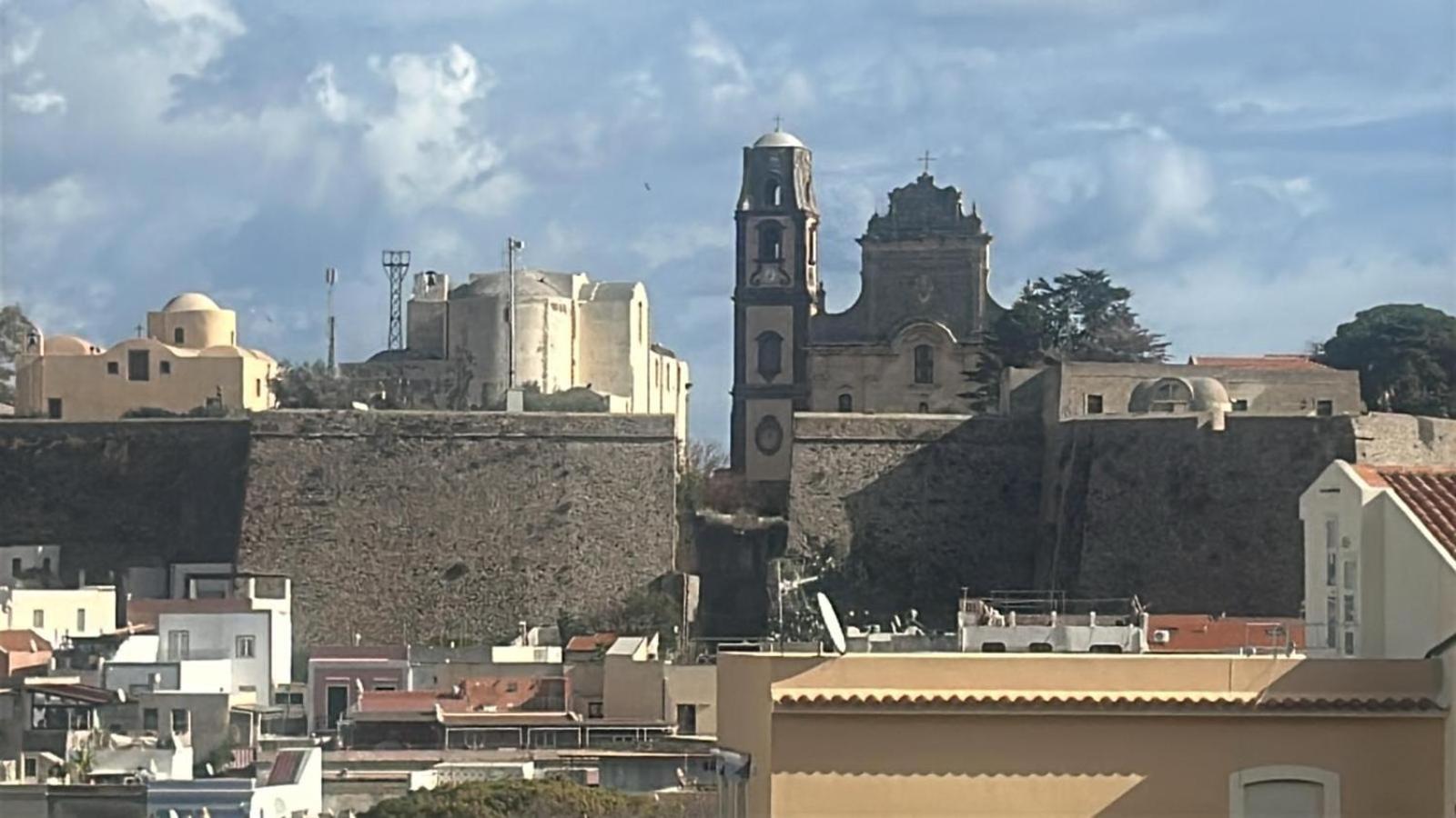 Appartamenti Il Ventaglio Lipari  Buitenkant foto